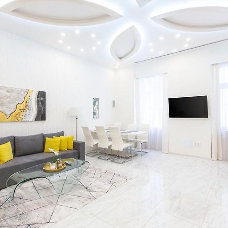 Luxurious Central Apartment Next To The Danube River 布达佩斯 外观 照片